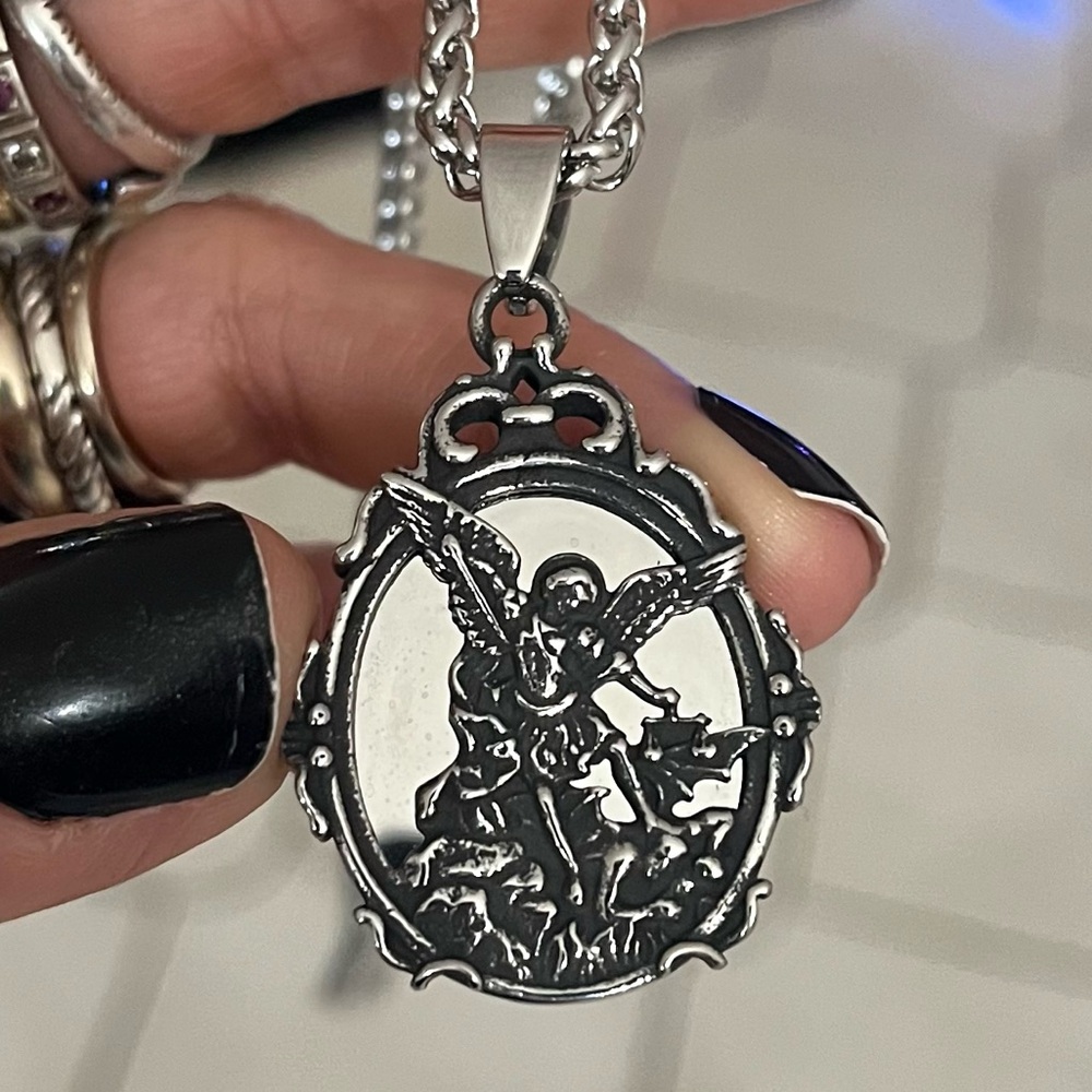 Handmade maille stainless steel necklace + st michael angel medal mirror charm - Picture 10 of 15